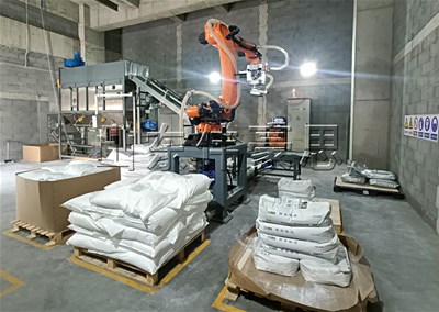 片堿全自動拆包機(jī)器人 自動拆垛破袋機(jī)特點